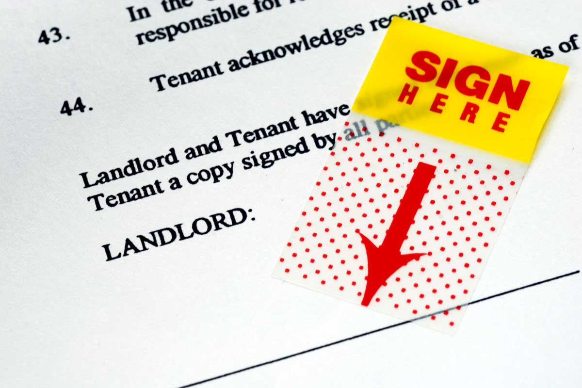 Read more about the article What Does an NNN Lease Mean?