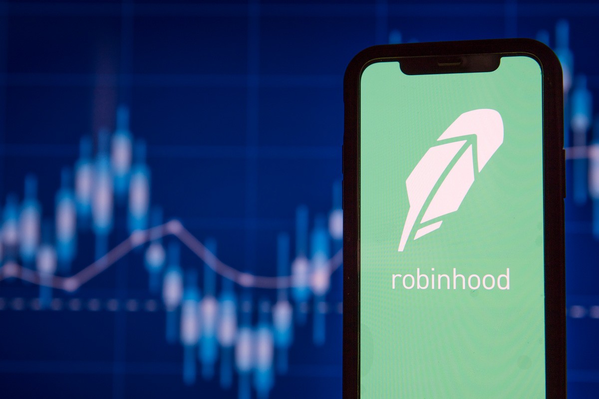 Launching Robinhood app